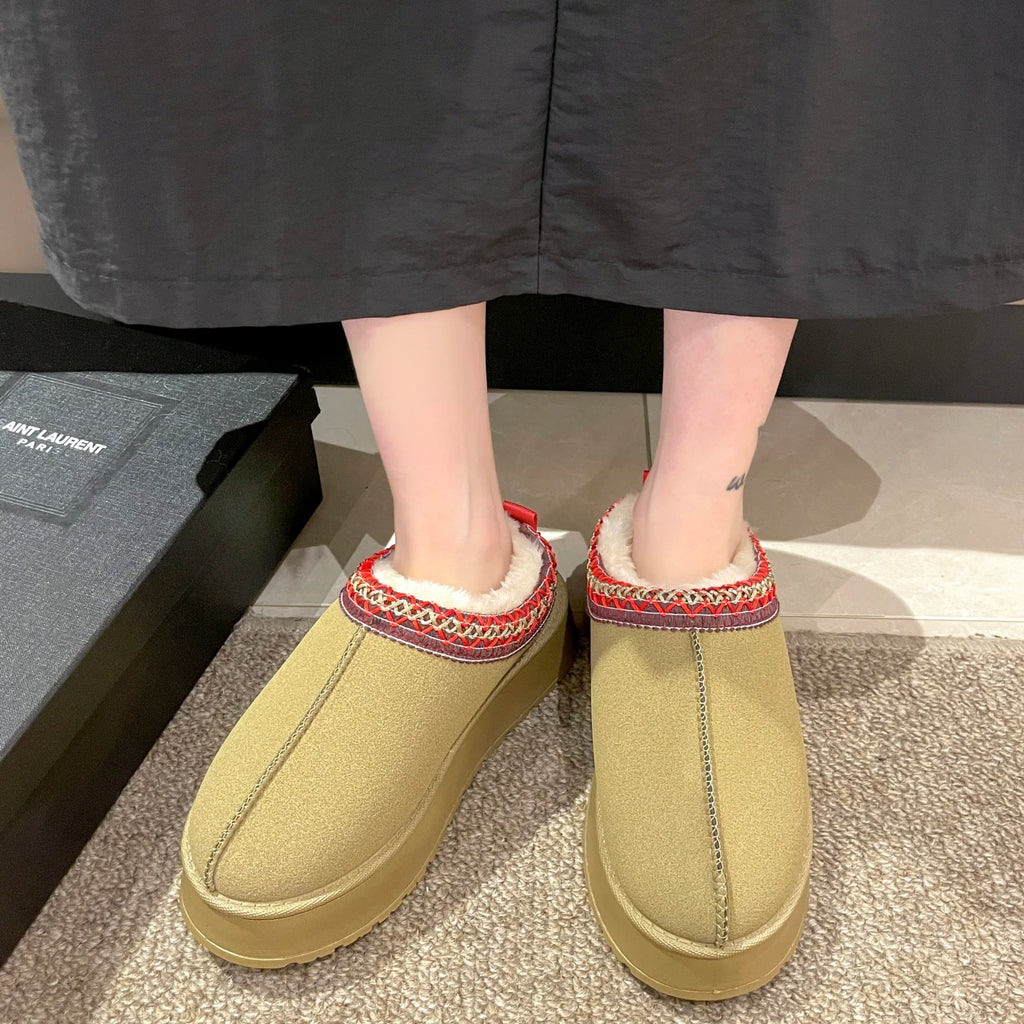 2026 New Winter Women's Short Plush Flats Snow Boots Warm Suede Thick-soled Shoes Women's Chelsea Boots Large Size Botas Mujer
