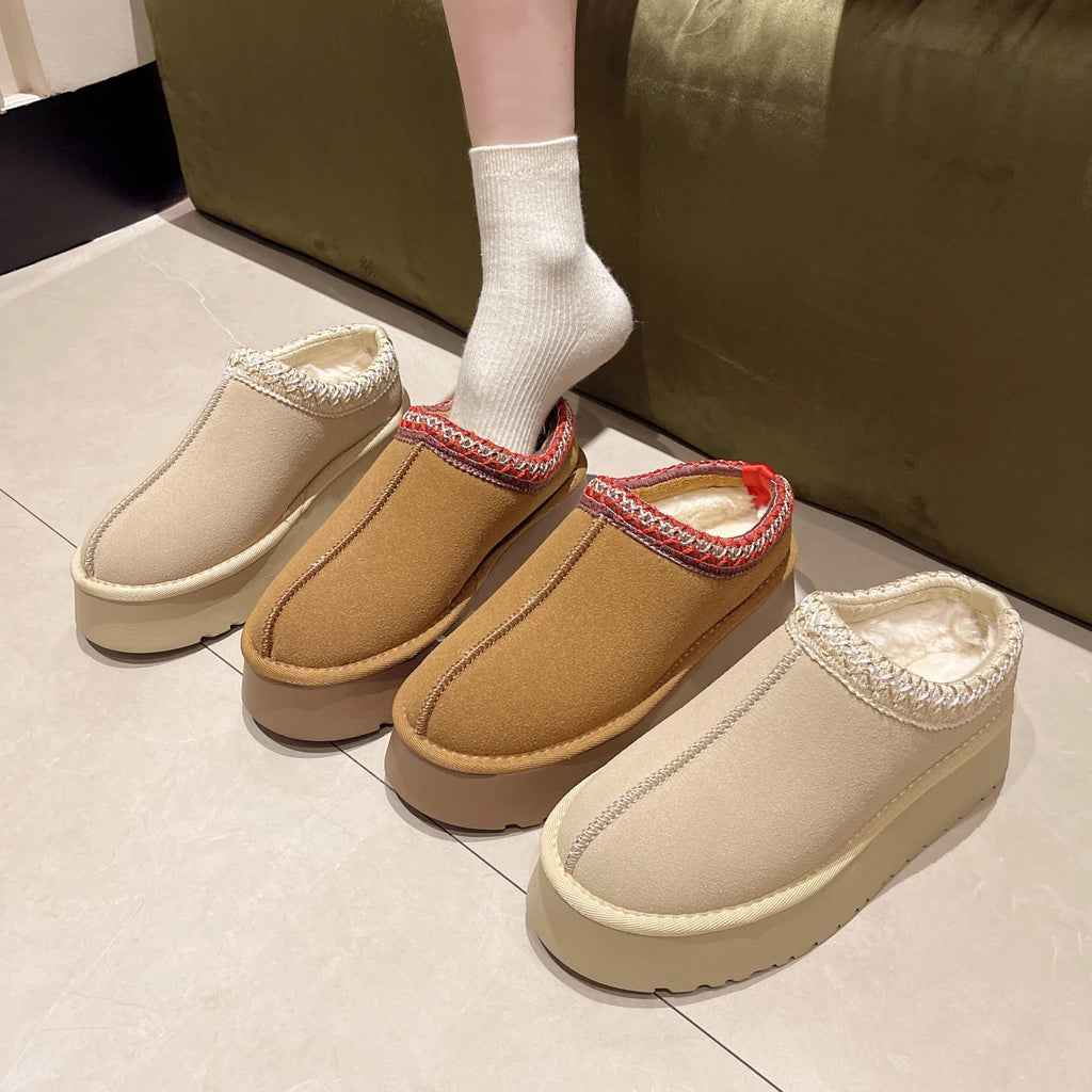 2026 New Winter Women's Short Plush Flats Snow Boots Warm Suede Thick-soled Shoes Women's Chelsea Boots Large Size Botas Mujer